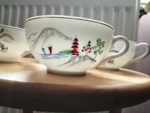 4 jolies tasses en porcelaine de Chine 
