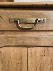 Buffet parisien vintage