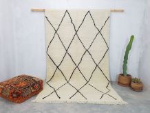 Tapis Marocain Berbère en laine 250 x 150 Cm