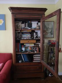 bibliothèque vitrée