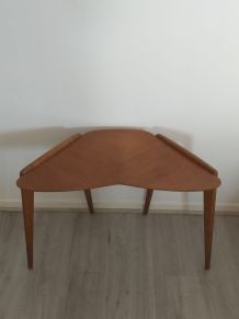 Table d'appoint scandinave 