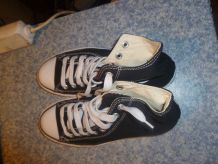 baskets converse all star ( taille 7 )