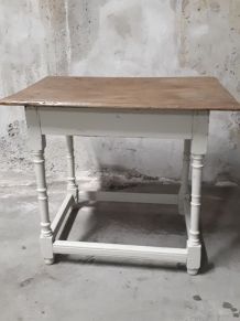 petite table ancienne bois massif