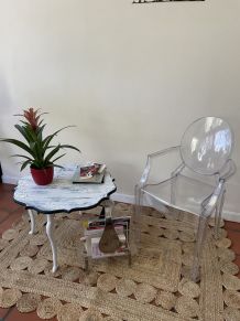 Table basse craquelée
