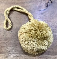 Pompon rond laine dorée Maroc