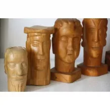 Jo Schinkel - Statues en bois de bustes de visages masculins