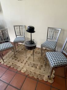 Set de 4 chaises argentées