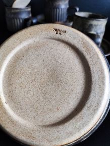 4 tasses avec sous-tasses