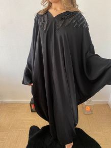 Robe longue ample manches chauve-souris