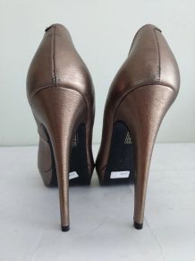 204C* MARCH 23 sexy shoes bronze cuir talons 13 cm (40)