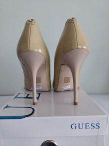 173C* GUESS sexy escarpins high heels (38,5)