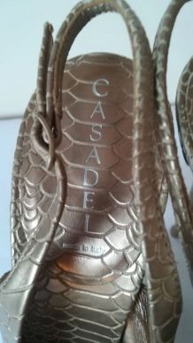 579B* sexy sandales de luxe dorées full cuir Casadei (p 40)