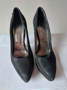 jolis escarpins noirs cuir talons 12 cm (40)