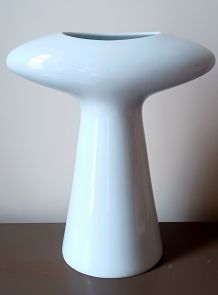 Rare Vase. Collection "Spirit » de Robin Platt et Cairn Youn