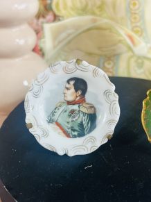 Assiettes miniatures en porcelaine de Limoges Napoléon