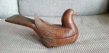 Oiseau ancien en bois sculpté