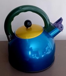 Rare Bouilloire dessinée à la fin des années 1980 par Yoshih