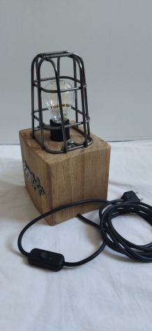 Lampe bois métal grille + 270cm de cable