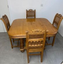 Ensemble table + 6 chaises Henri II