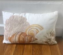 Coussin coquillages et Corail