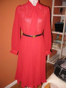 robe rouge "Gérerard Pasquier" T 38