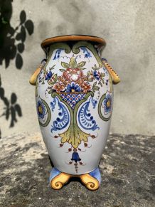 Vase en faïence de Desvres