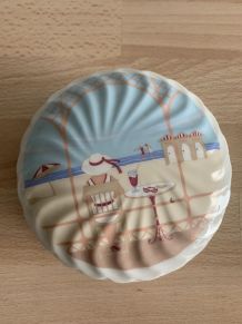 Boite en porcelaine