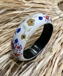 Bracelet bois motifs fleurs