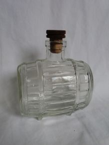 Bouteille à liqueur tonneau Fournier Demars