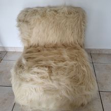 Fauteuil moumoute années 1970