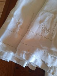 Lot se 3 serviettes vintage shabby 