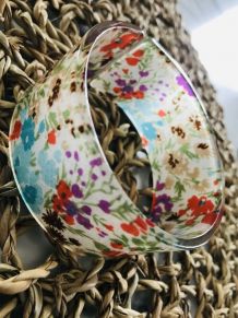 Bracelet manchette résine motif floral