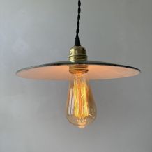 ANCIENNE SUSPENSION EMAILLEE VERTE 24 CM INDUSTRIEL
