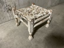 Tabouret bas wabi-sabi