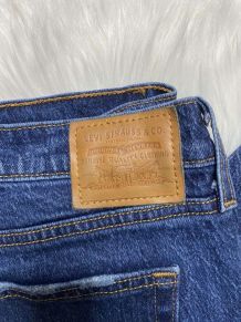 Jean Levis Premium Wedgie straight W33 FR42
