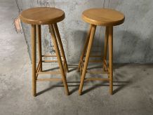 Paire de tabourets de bar en bois