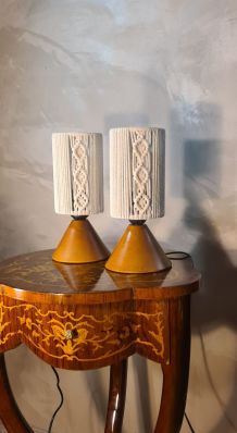 paire de lampe bois conique scandinave abat jour cordon tres
