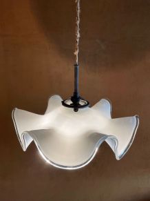 Suspension Opaline à festons