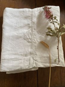 Drap de trousseau fil de lin fin 19e.