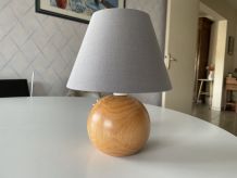 Lampe boule en bois 