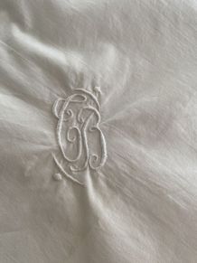 Taie d oreiller de trousseau en coton monogramme CB.