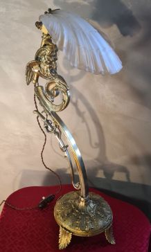 lampe bronze doré 58x25x6kg  abat jour coquille verre 1960 e