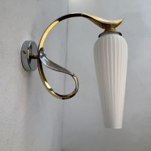 ANCIENNE APPLIQUE VINTAGE EN OPALINE VINTAGE