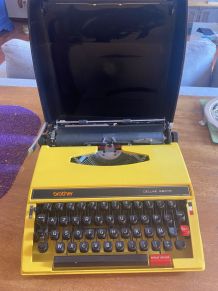Machine à écrire Brother 660TR