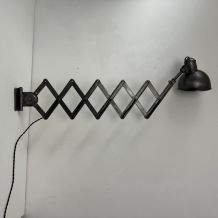 ANCIENNE LAMPE APPLIQUE ACCORDEON BAUHAUS