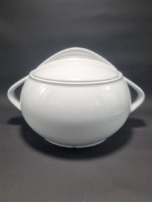 Soupière en porcelaine