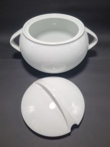 Soupière en porcelaine