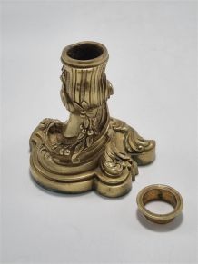Bougeoir en bronze