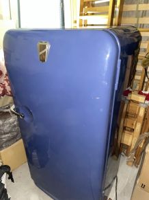 Frigo bleu marque Frigidaire