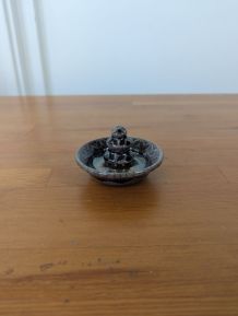 Porte-encens artisanal en terre cuite – Maghreb